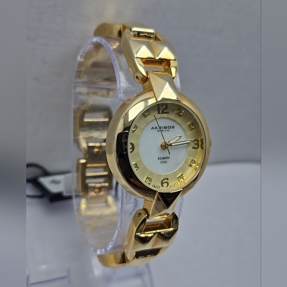 Womens Akribos XXIV Diamond Dial Quartz Gold Tone Watch New Battery AK755YG - Picture 3 of 10